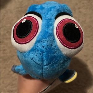 Small Dory plush doll